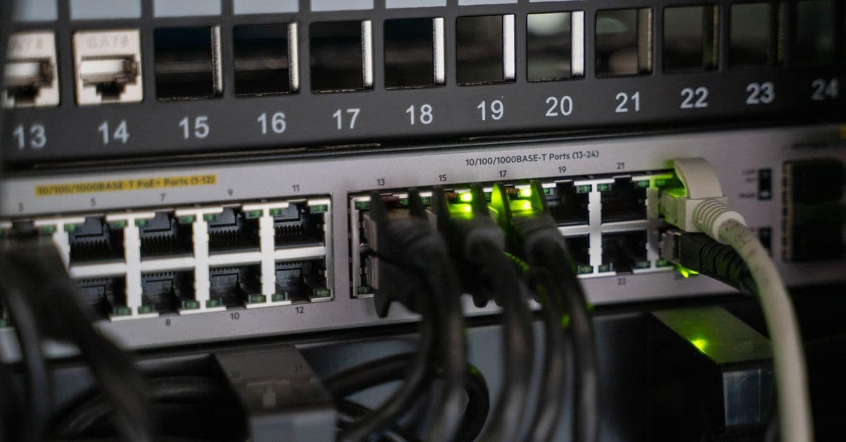MCP (Model Context Protocol) Nedir? Yeni AI Standardı